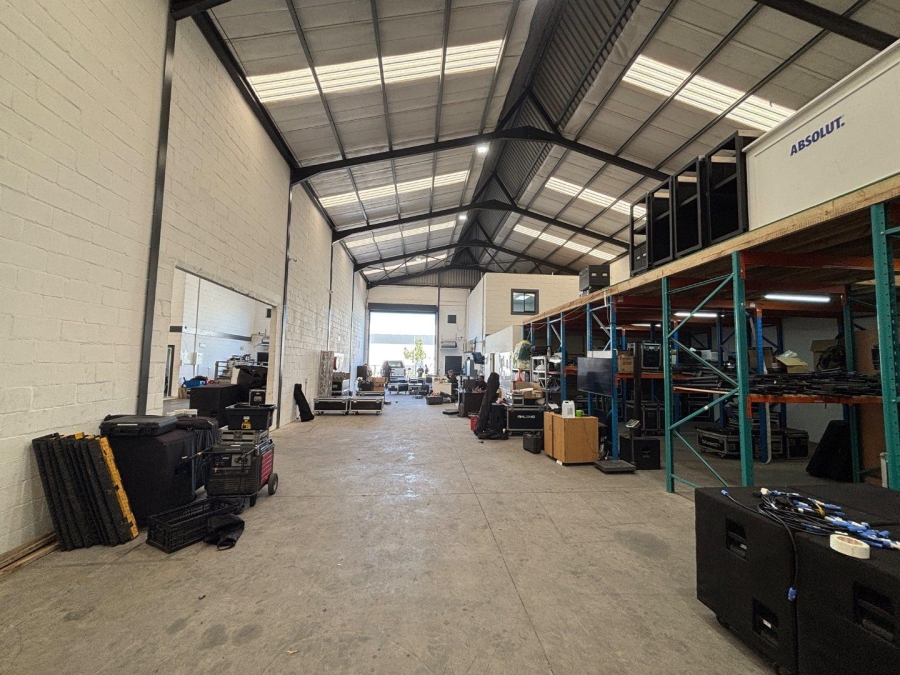 To Let commercial Property for Rent in Rivergate Western Cape